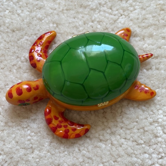 Turtle Trinket Box 🐢 - Picture 2 of 11
